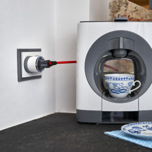 Uzgriežņu kontaktligzda